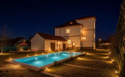 Prodej domu 405 m² s pozemkem 1 796 m², Šumná, okres Znojmo