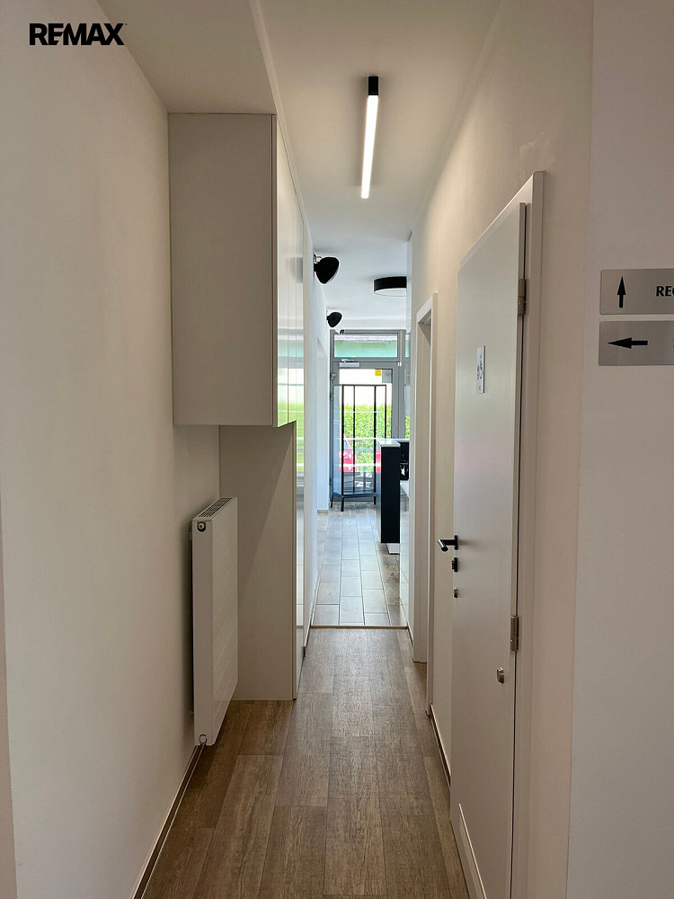 Pronájem obchodních prostor 206 m² – fotografie 5
