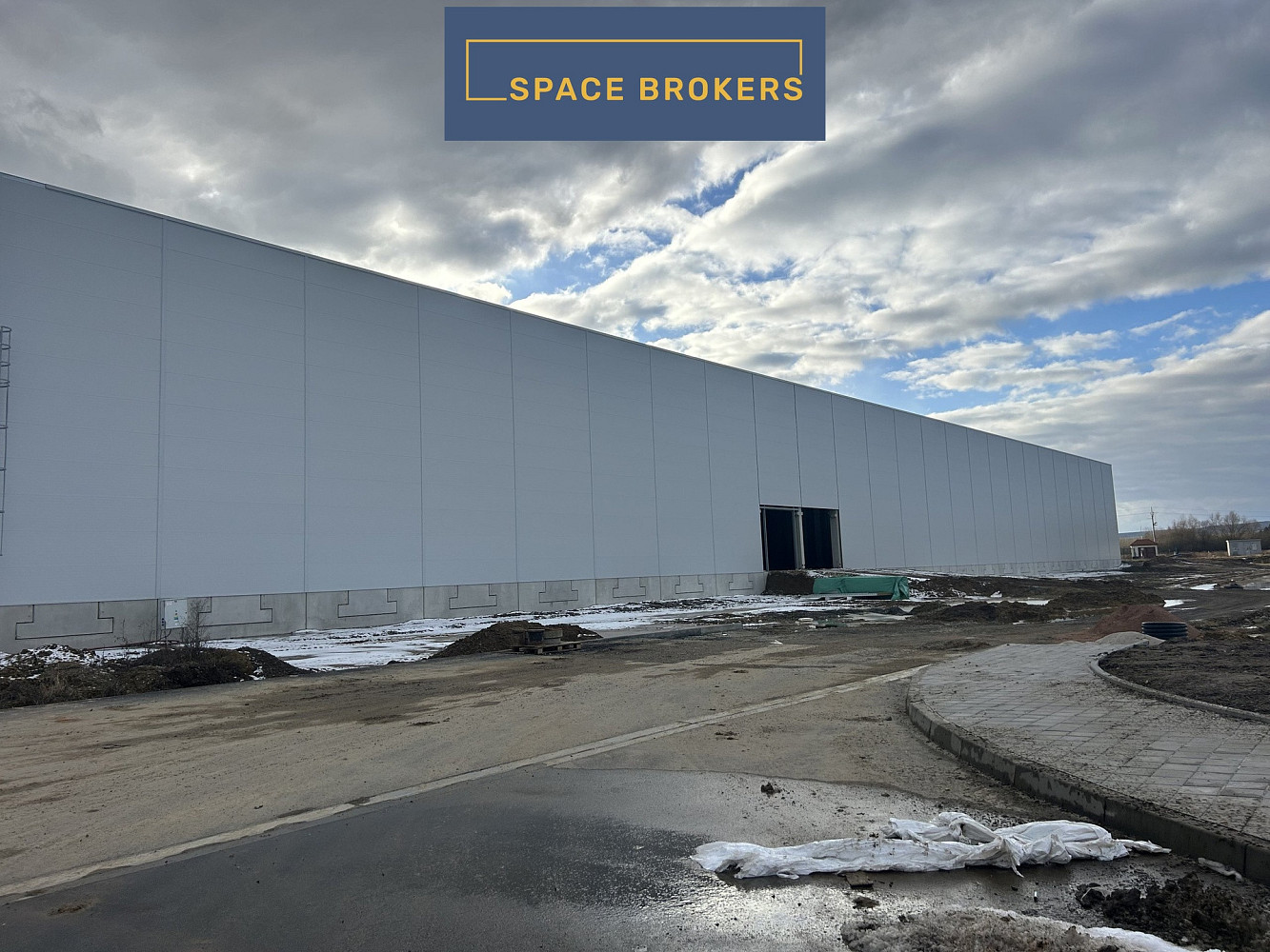 Pronájem skladovacích prostor 20 700 m²