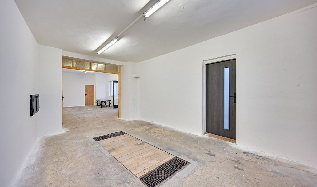 Prodej komerčního objektu (jiného typu) 192 m², Tvrdonice – náhled fotky 23
