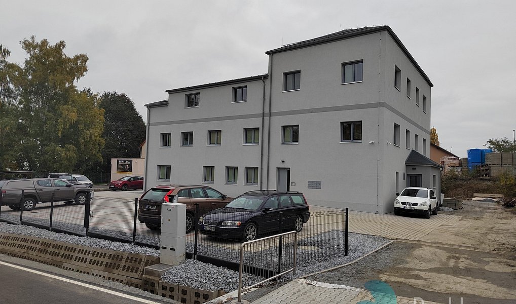 Pronájem bytu 4+kk 86 m², Trhové Sviny – náhled fotky 22
