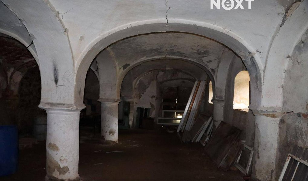 Prodej komerčního objektu (jiného typu) 3 503 m², Předhradí – náhled fotky 12