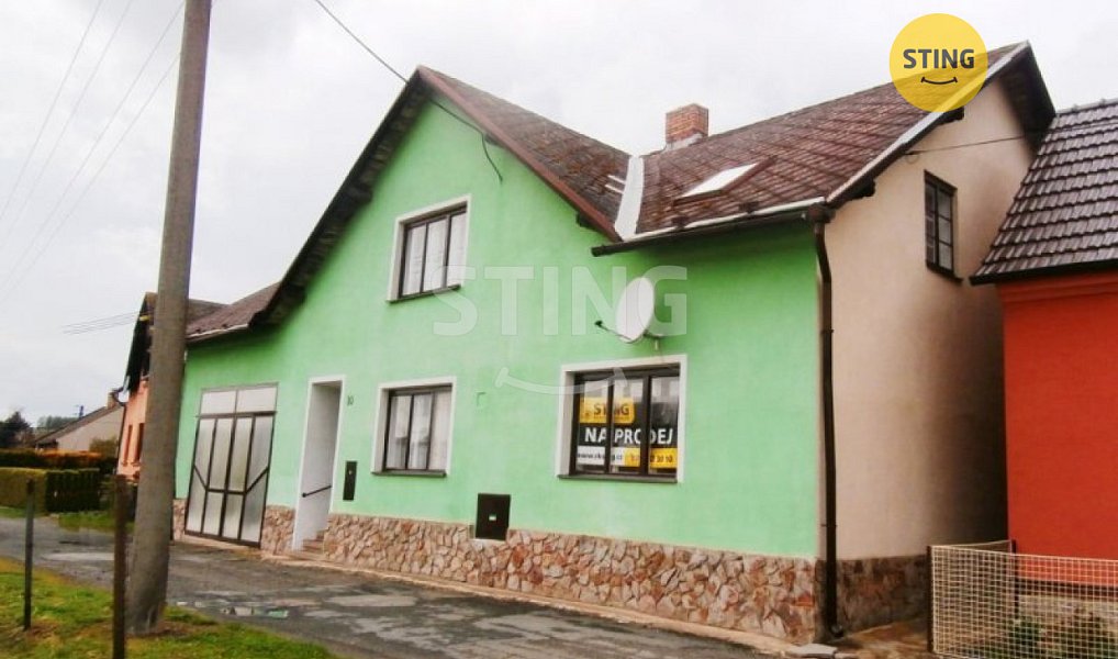 Prodej domu 200 m² s pozemkem 1 747 m², Staré Město – fotka 1 z 15