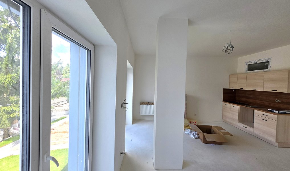Pronájem bytu 2+kk 63 m², Sloup – náhled fotky 19