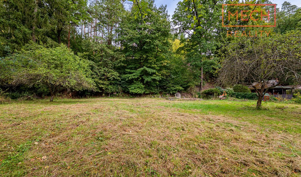 Prodej stavebního pozemku 1 248 m², Libež – náhled fotky 8