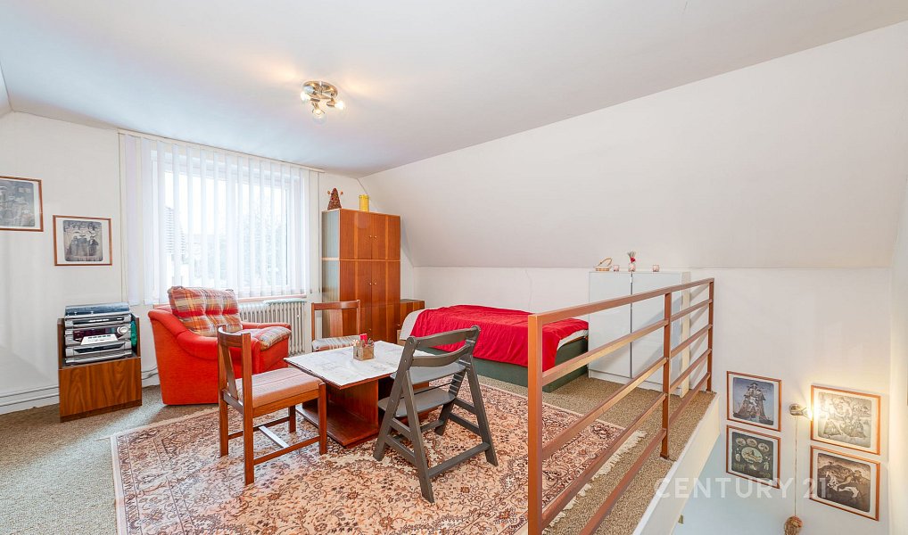 Prodej domu 139 m² s pozemkem 822 m², Dobrovice – náhled fotky 19