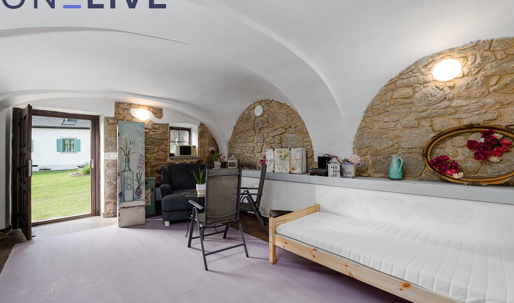 Prodej ubytovacího objektu 650 m², Rozvadov – náhled fotky 26