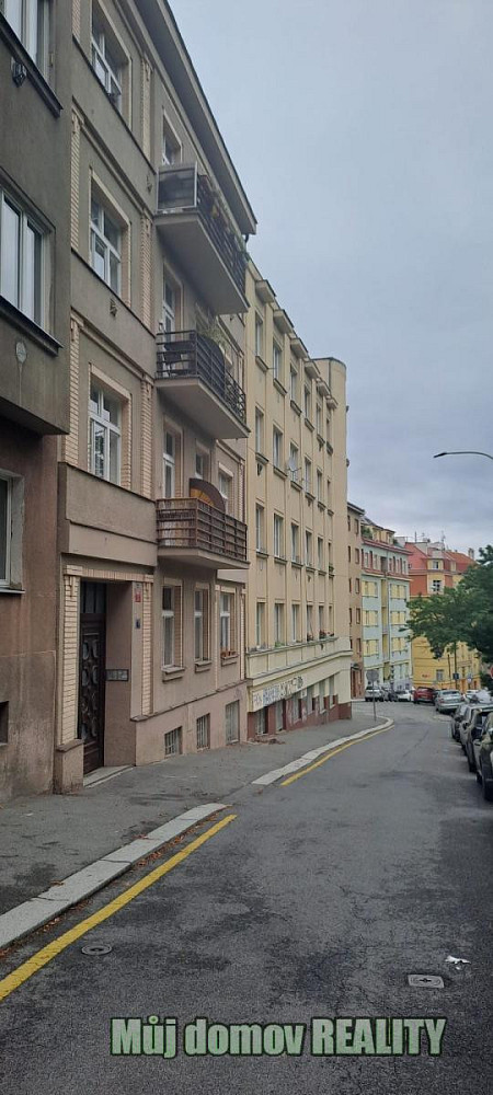 Pronájem bytu 1+kk 32 m²