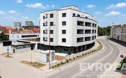 Pronájem bytu 2+kk 35 m²