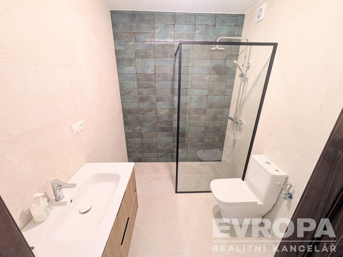 Prodej bytu 2+1 66 m² - Widok 4