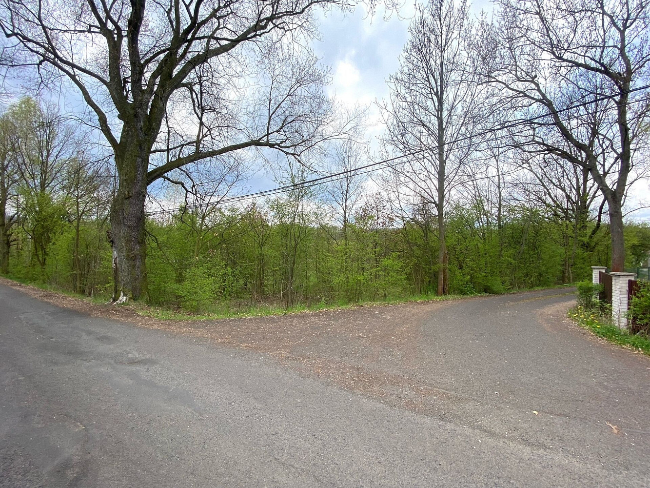 Komerční pozemek 1420 m², Dvory – další
