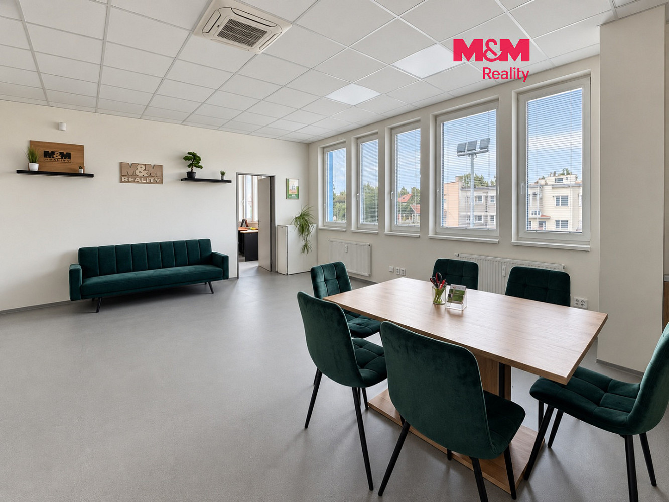 Pronájem kanceláře 72 m²