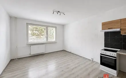 Pronájem bytu 2+kk 41 m², Horovy sady, Nový Bor, okres Česká Lípa