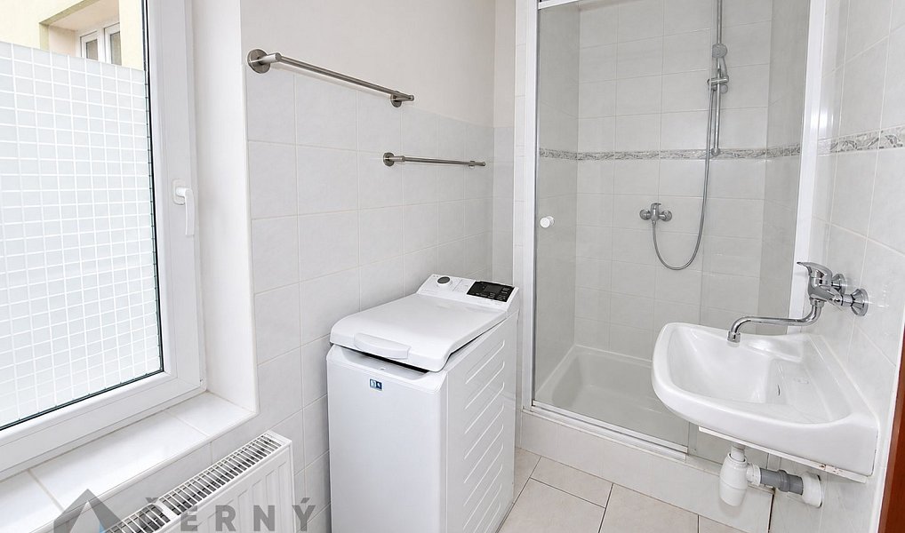 Pronájem bytu 2+1 49 m², Liberec – náhled fotky 13