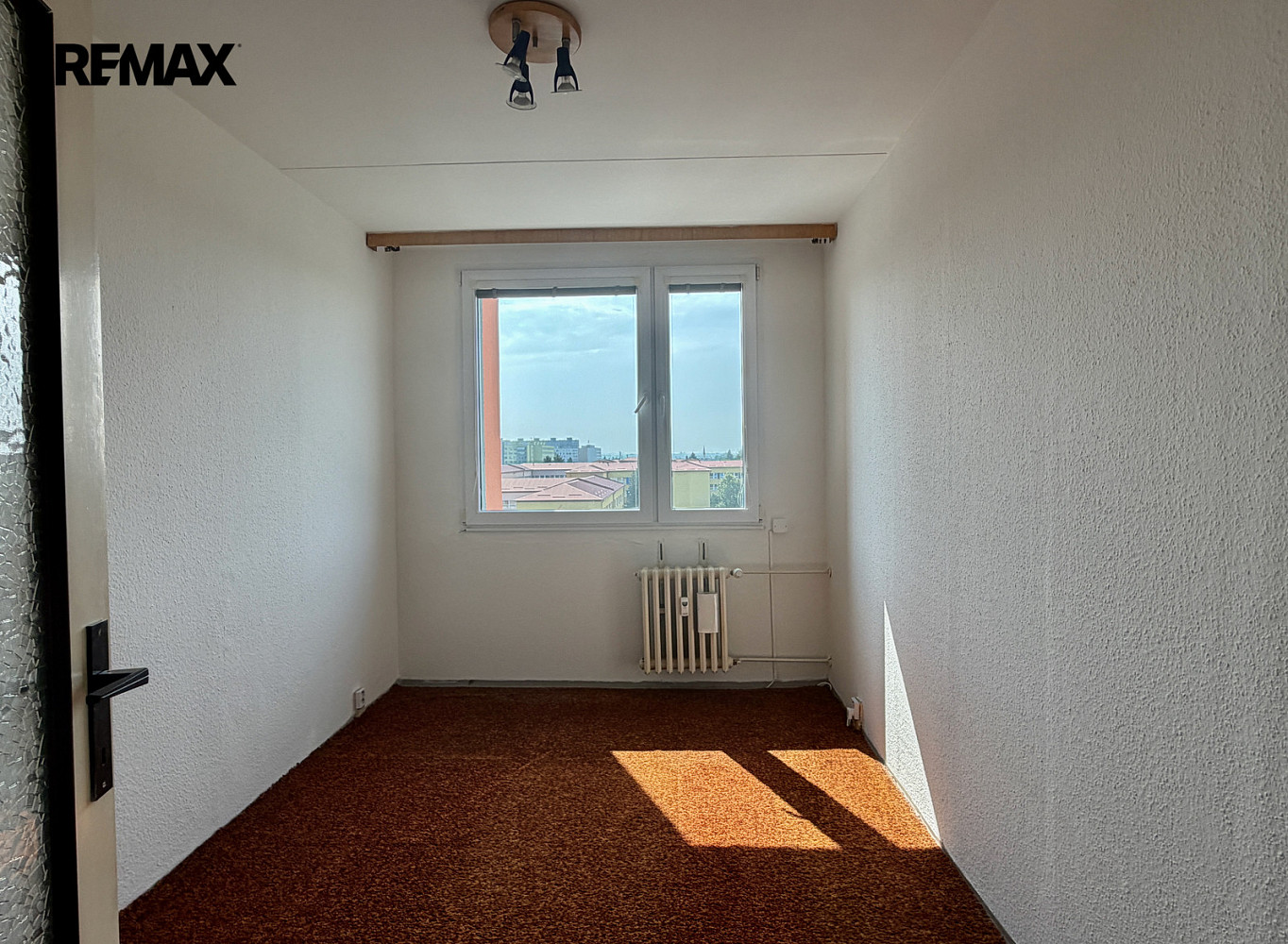 Pronájem bytu 2+kk 42 m² – pohled 3
