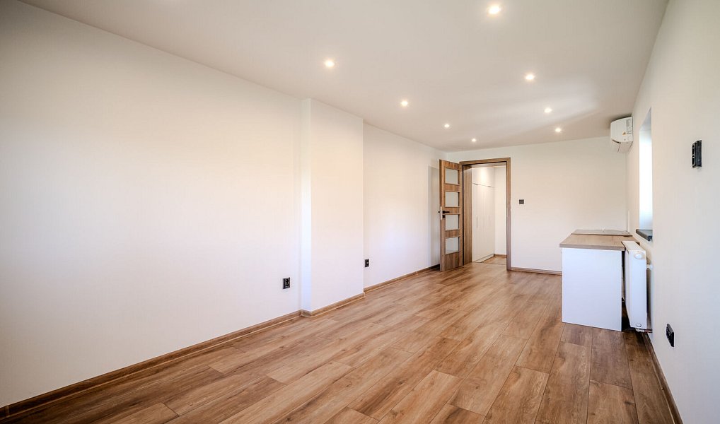 Prodej domu 138 m² s pozemkem 197 m², Dlouhomilov – náhled fotky 23