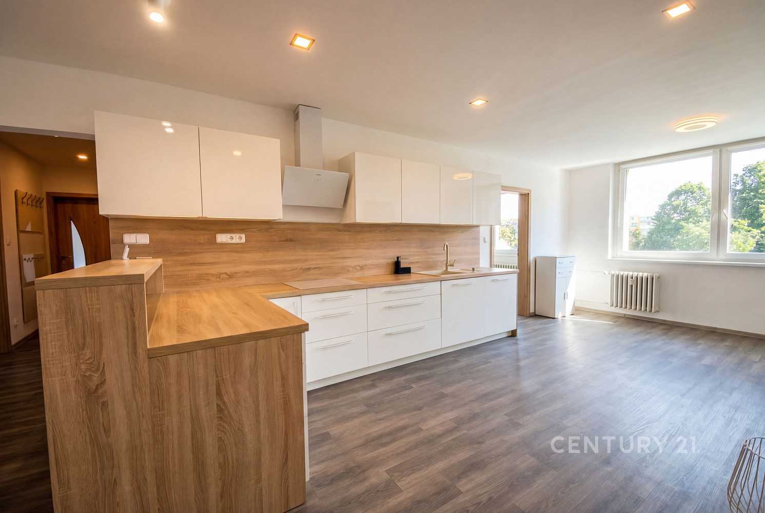 Prodej bytu 4+kk 93 m²