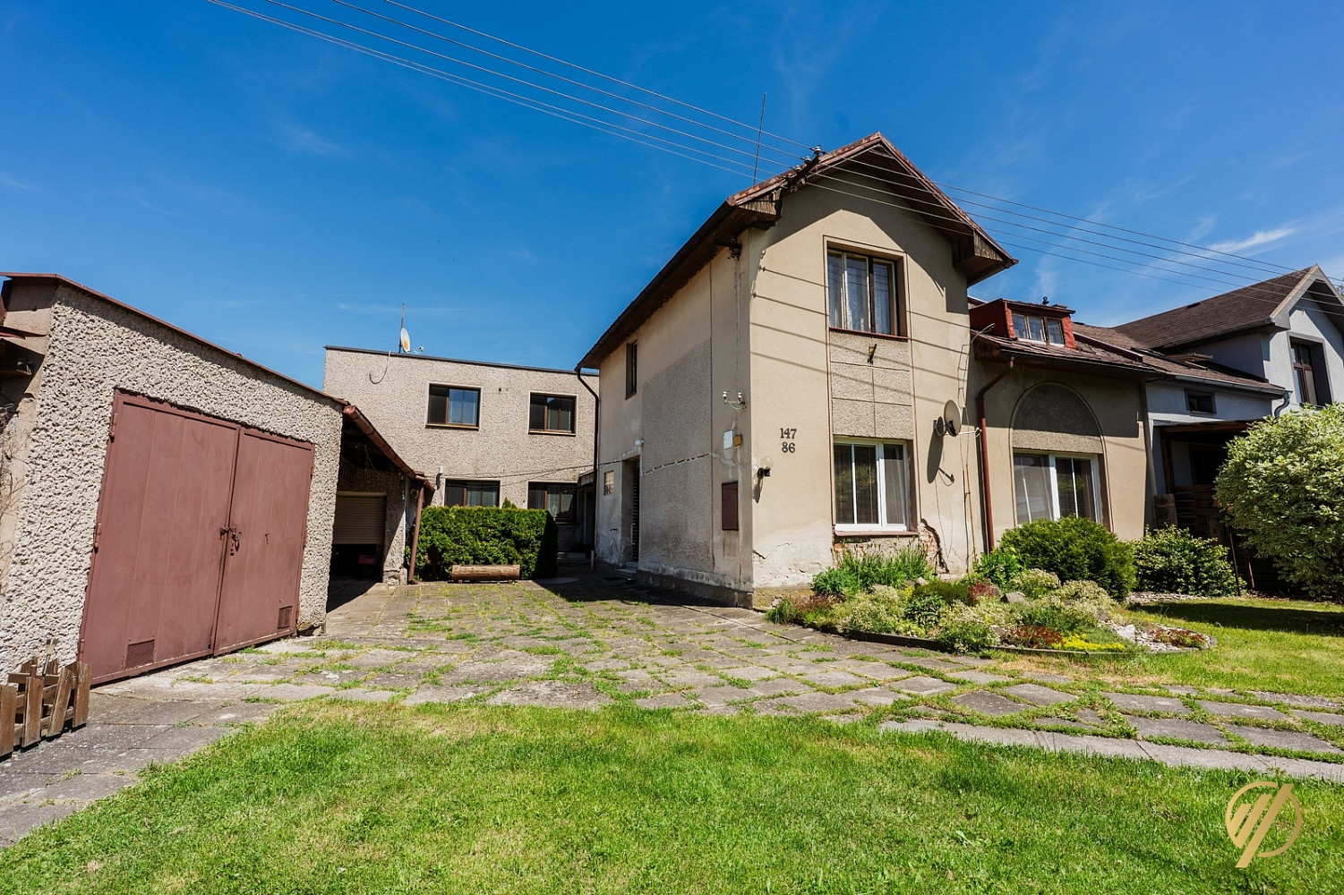 Prodej domu 275 m² s pozemkem 1 300 m²