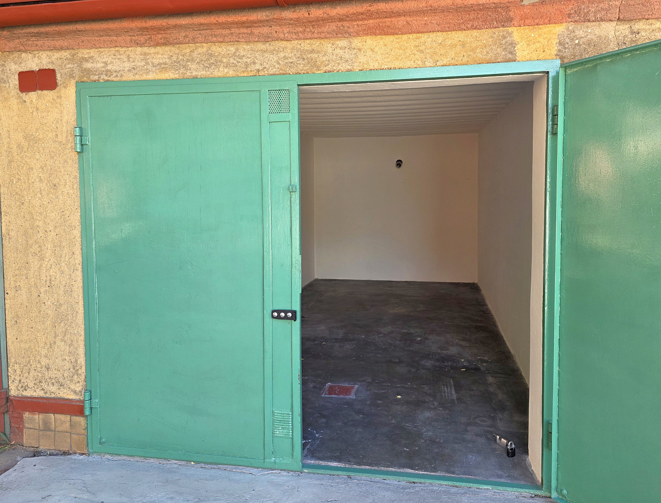 Prodej zděné garáže v perfektním stavu 19m2, brno – židenice, markéty kuncové — photo 4