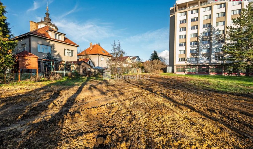 Prodej stavebního pozemku 909 m², Praha – náhled fotky 21