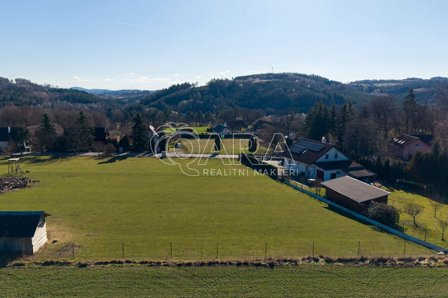 Prodej stavebního pozemku 1 486 m² – fotografie 3