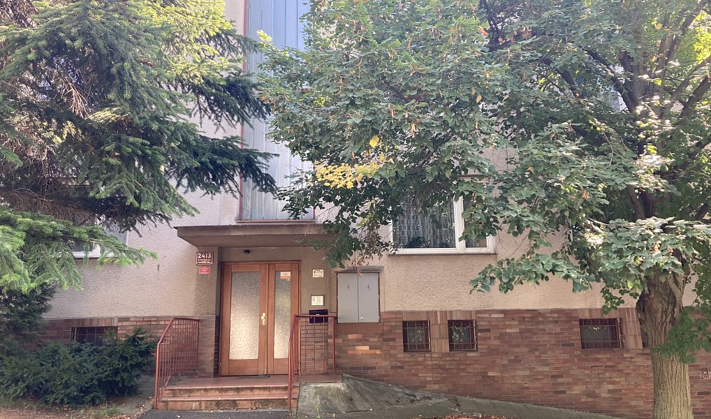 Prodej bytu 3+1 89 m², Praha – náhled fotky 27