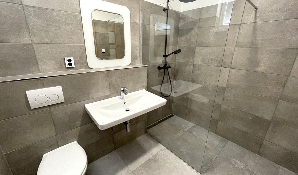Pronájem bytu 2+kk 48 m², Mimoň – náhled fotky 2