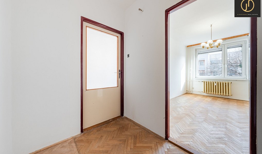 Prodej bytu 3+1 74 m², Praha – náhled fotky 9