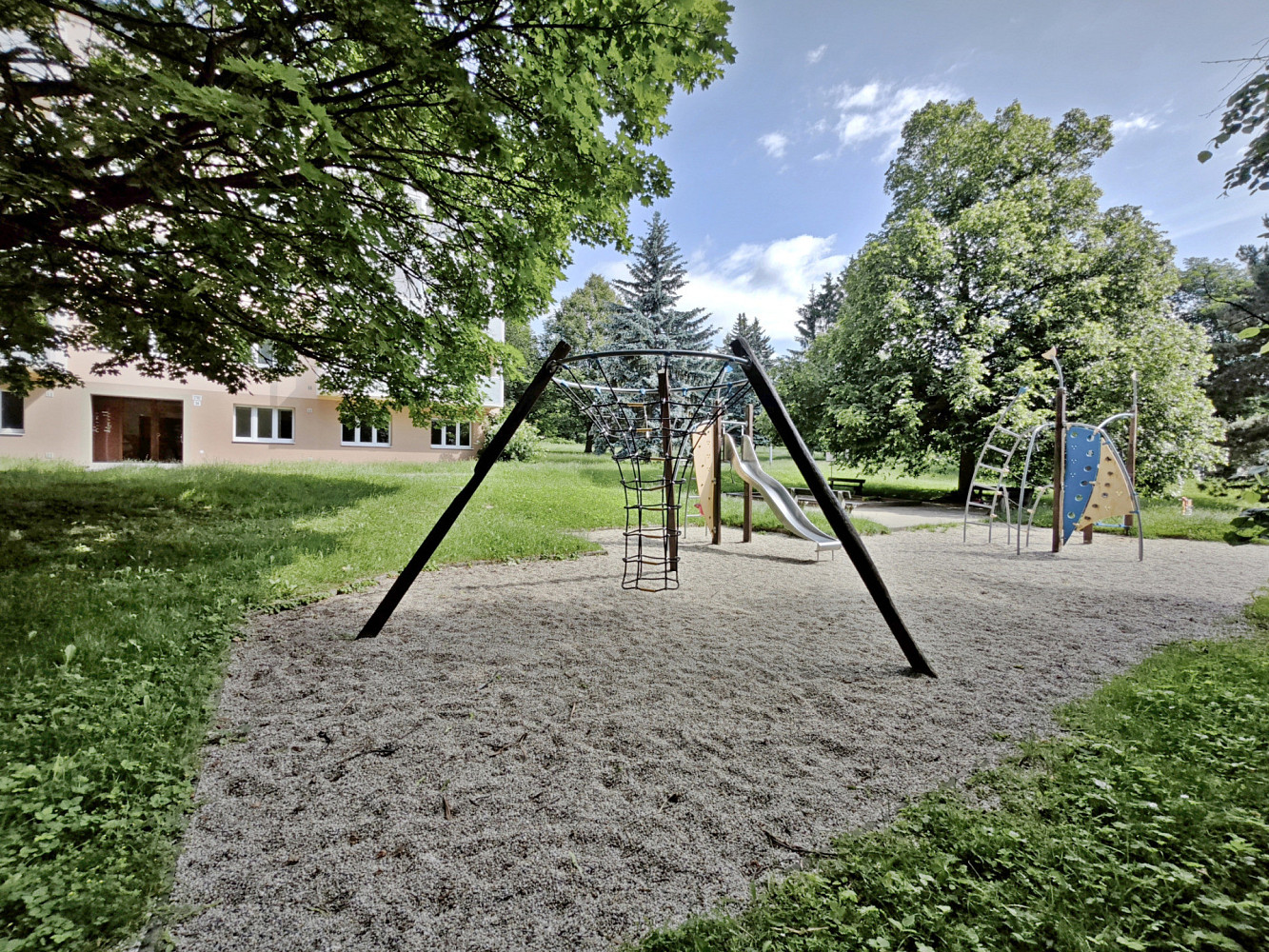 Pronájem bytu 3+kk 55 m² – fotografie 4