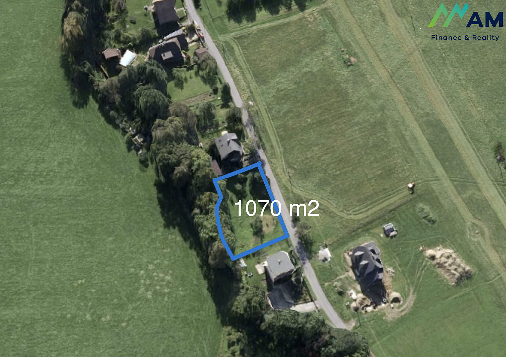 Prodej stavebního pozemku 1 070 m²