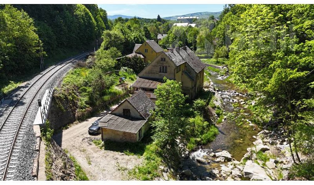 Prodej domu 358 m² s pozemkem 658 m², Žulová – náhled fotky 20