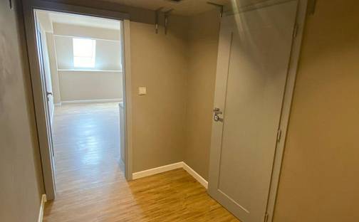 Pronájem bytu 1+kk 30 m², U Pivovaru, Dobříš, okres Příbram