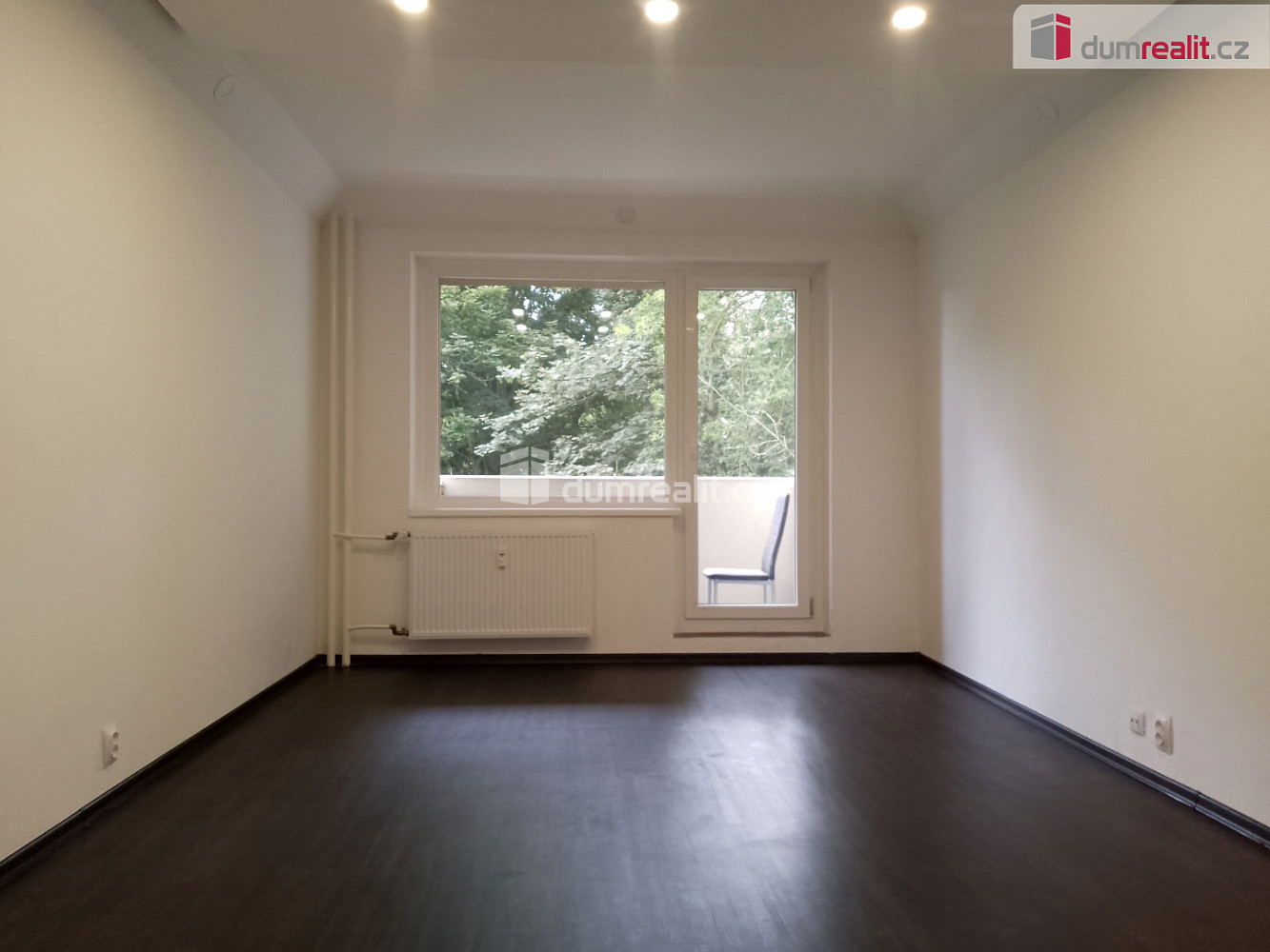 Pronájem bytu 2+1 48 m² — photo 2
