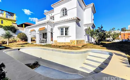 Prodej domu 206 m² s pozemkem 636 m², Benalmadena Costa, Španělsko