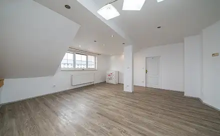 Prodej bytu 3+1 92 m²