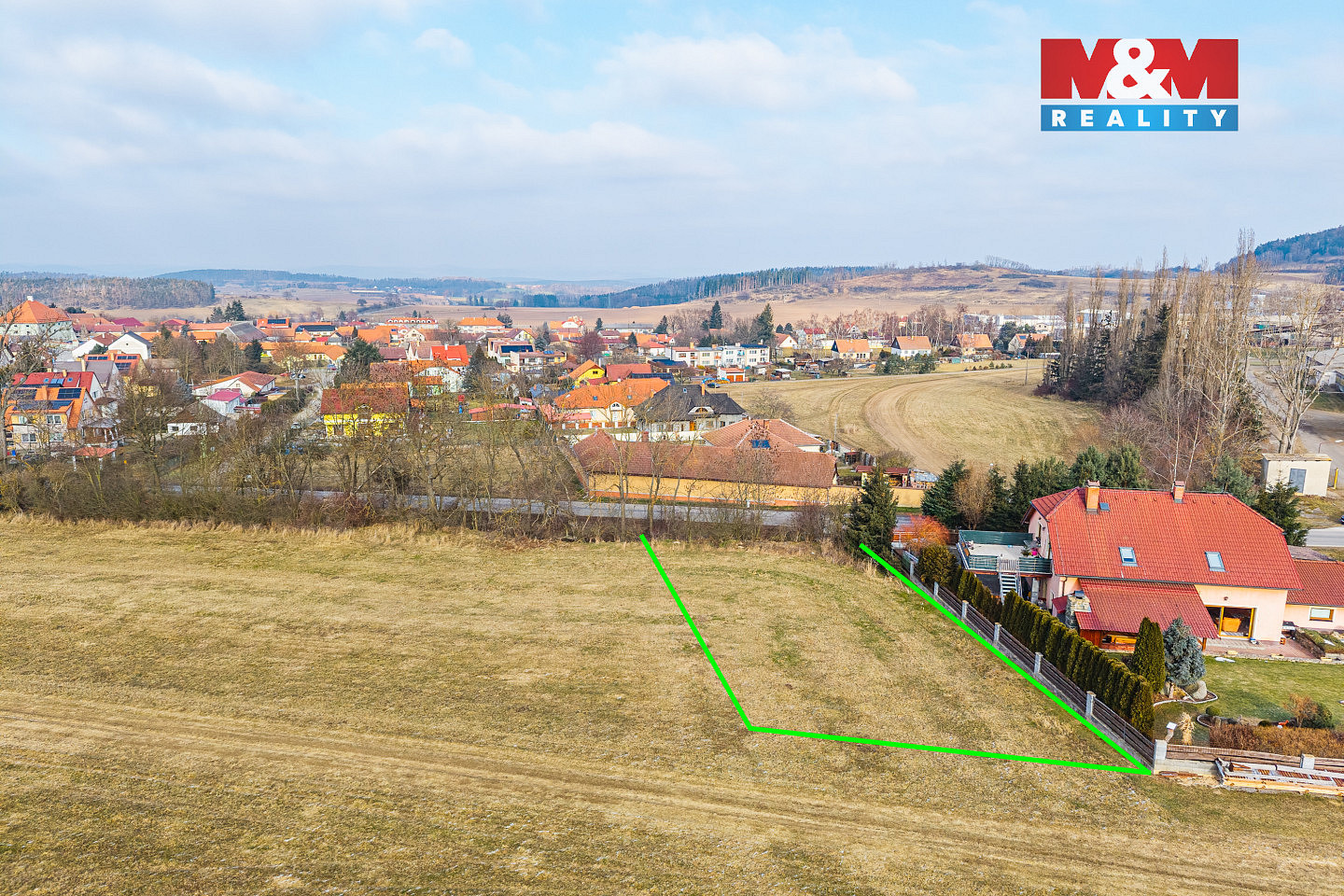 Prodej stavebního pozemku 1 233 m² — photo 3