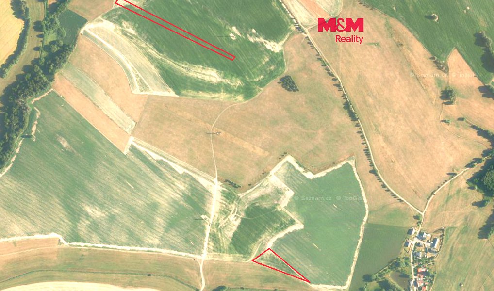 Prodej pole 8 914 m², Počítky – fotka 1 z 3