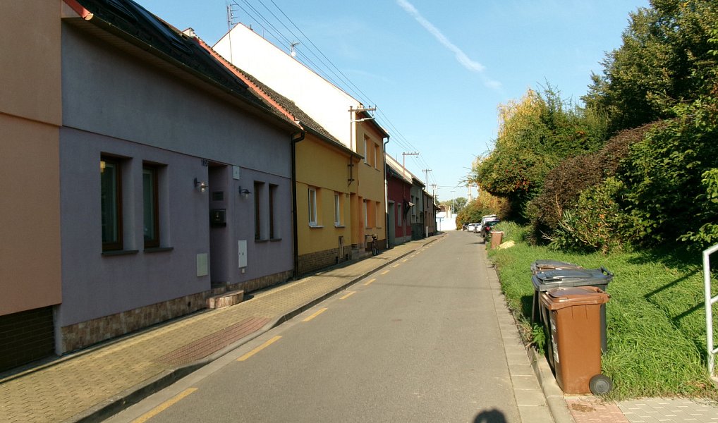 Prodej domu 105 m² s pozemkem 303 m², Staré Město – náhled fotky 9
