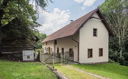 Prodej domu 233 m² s pozemkem 1 102 m², K Lensedlům, Ondřejov - Turkovice, okres Praha-východ