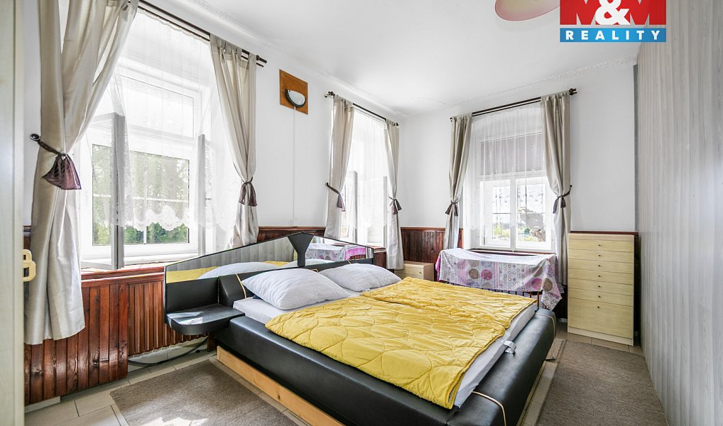 Prodej domu 371 m² s pozemkem 603 m², Pšov – fotka 1 z 30