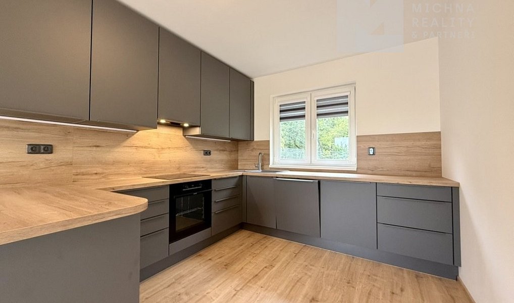 Prodej domu 82 m² s pozemkem 1 032 m², Střelice – náhled fotky 10