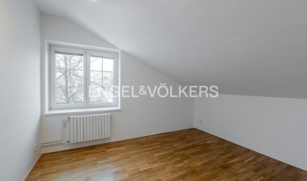 Pronájem domu 350 m² s pozemkem 761 m², Průhonice – náhled fotky 6