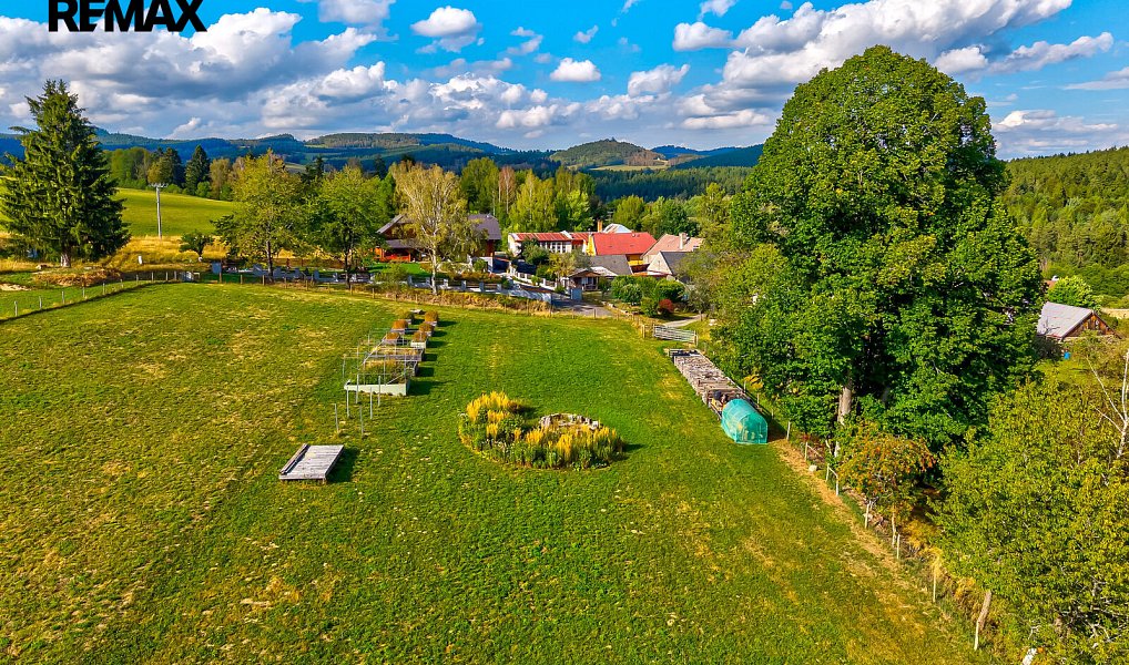 Prodej stavebního pozemku 2 574 m², Vyšší Brod – náhled fotky 11