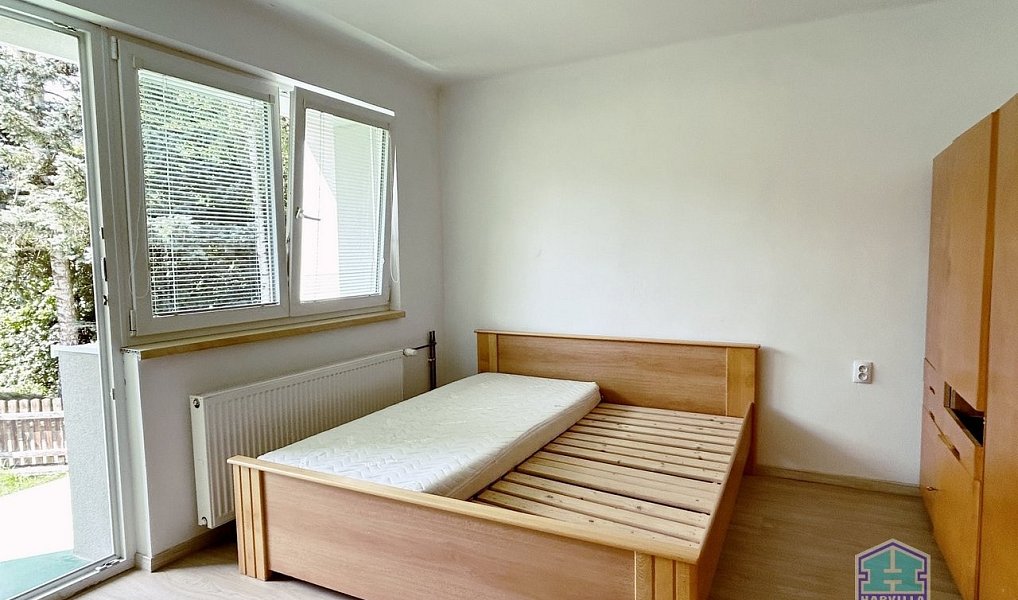 Prodej domu 192 m² s pozemkem 1 098 m², Trnová – náhled fotky 8