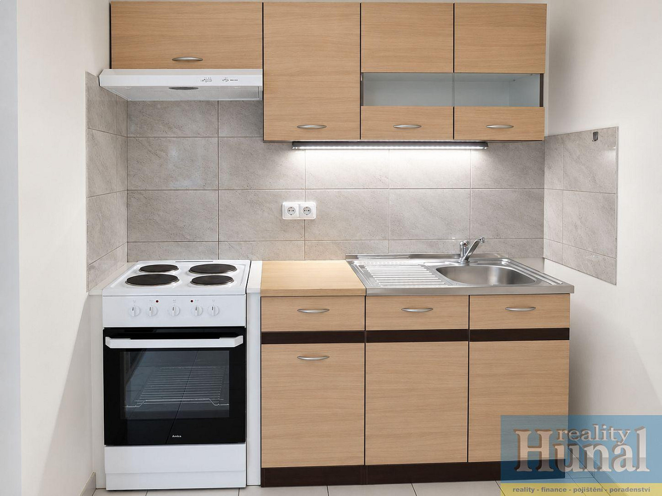 Pronájem bytu 1+kk 30 m²