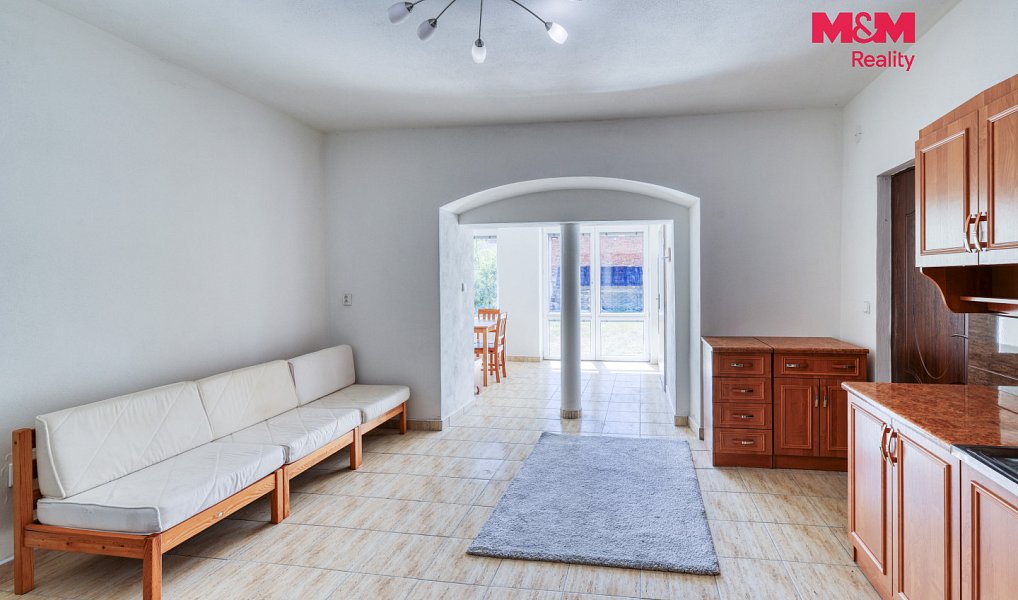Prodej domu 260 m² s pozemkem 846 m², Horažďovice – náhled fotky 2