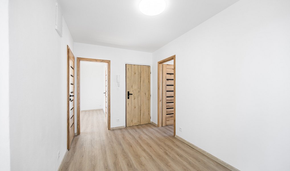 Prodej bytu 3+1 66 m², Bor – náhled fotky 6