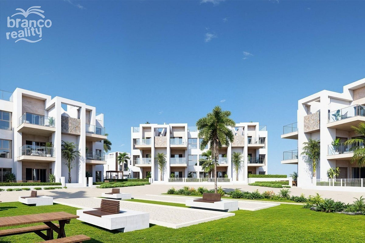 Piso 4+kk – Los Alcázares - Más