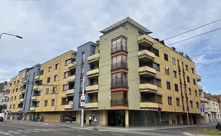 Pronájem bytu 1+kk 30 m², Jana Palacha, Pardubice - Zelené Předměstí