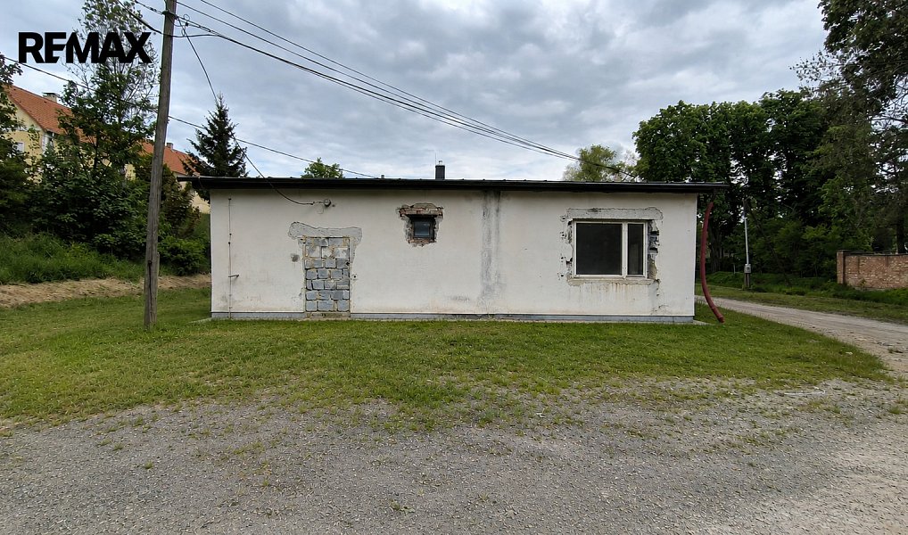 Prodej domu 154 m² s pozemkem 154 m², Vroutek – náhled fotky 4